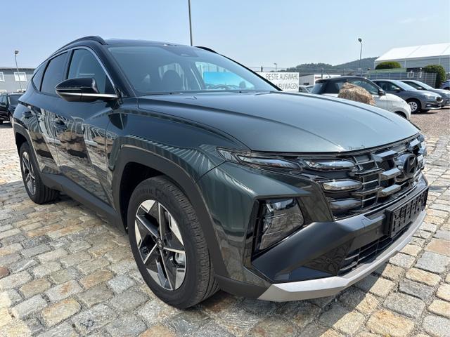 Hyundai / TUCSON / Gr&uuml;n / / / , Beispielbilder, ggf. teilweise mit Sonderausstattung