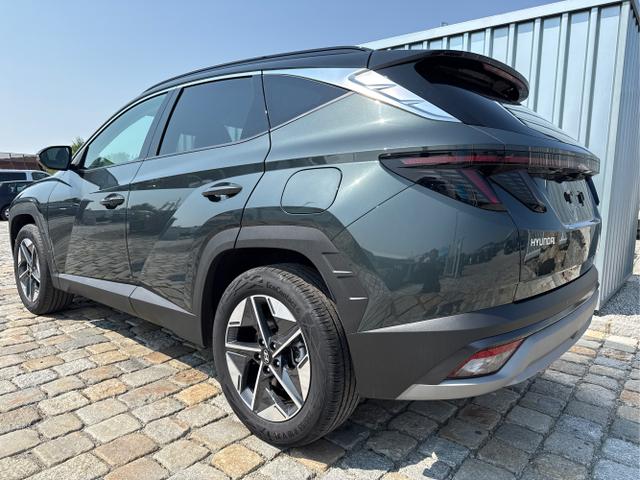 Hyundai / TUCSON / Gr&uuml;n / / / , Beispielbilder, ggf. teilweise mit Sonderausstattung
