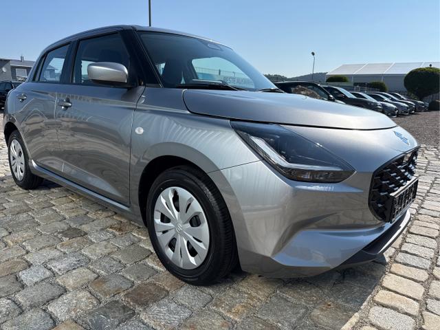 Suzuki / Swift / Silber / / / 