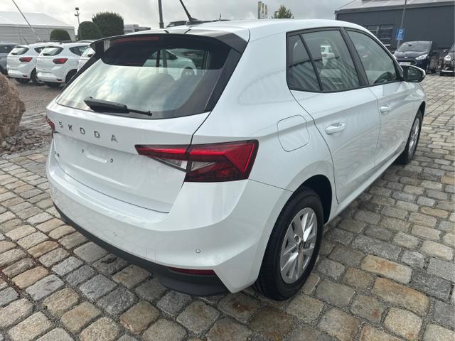 Skoda Fabia - 130 Jahre 1.0 MPI 80 PS-Virtuelles Cockpit-AppleCarplay-Android-Auto-LED-Klima-Tempomat-R&uuml;ckfahrkamera-DAB-SHZ-15" Alu-sofort
