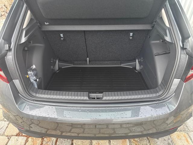 Skoda / Fabia / Grau / / / 130 Jahre 1.0 MPI 80 PS-Virtuelles Cockpit-AppleCarplay-Android-Auto-LED-Klima-Tempomat-R&uuml;ckfahrkamera-DAB-SHZ-15 Alu-sofort, Beispielbilder, ggf. teilweise mit Sonderausstattung