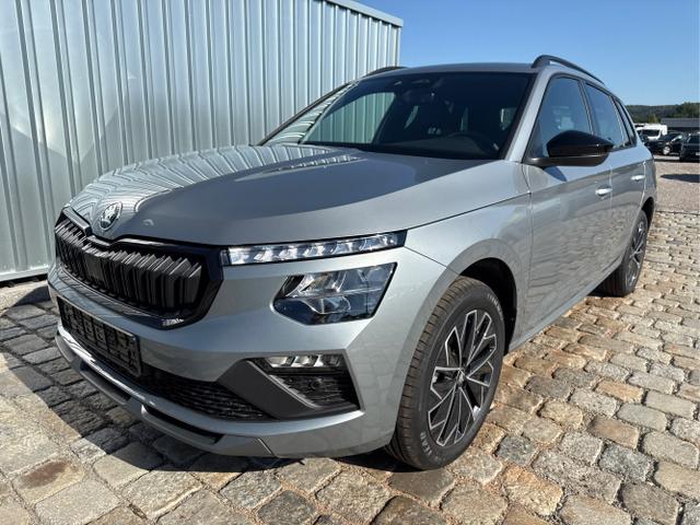 Skoda Kamiq - Dynamic Sport Edition 1.5 TSI 150 PS DSG Anh&auml;ngerkupplung-AppleCarPlay-AndroidAuto-Winterpaket-Alcantara-DAB-Tempomat-Kamera-SunSet-el.Heckklappe-17''Alu-Sofort