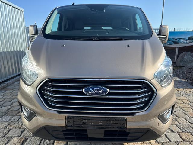 Ford / Tourneo Custom / Silber / / / 