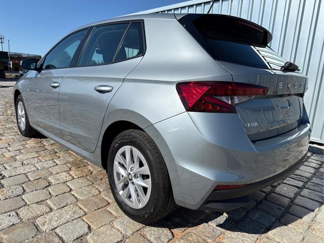 Skoda / Fabia / Silber / / / , Beispielbilder, ggf. teilweise mit Sonderausstattung
