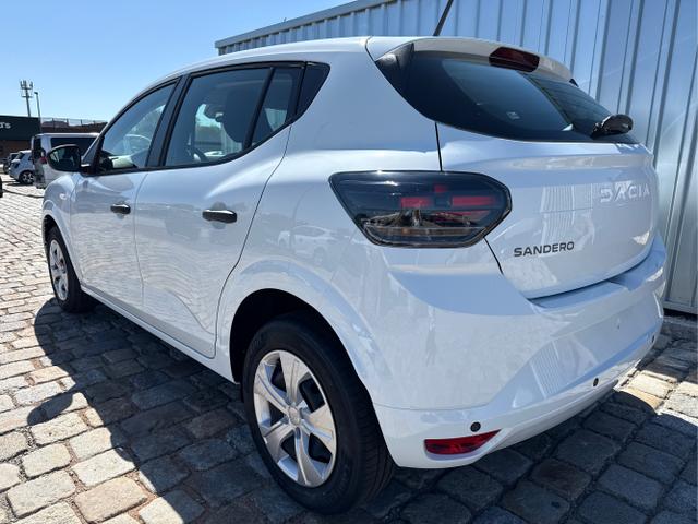 Dacia / Sandero / Wei&szlig; / / / , Beispielbilder, ggf. teilweise mit Sonderausstattung