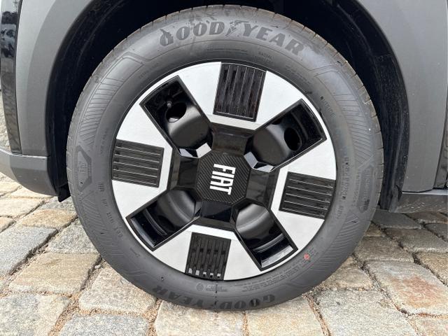 Fiat / Grande Panda / Schwarz / / / , Beispielbilder, ggf. teilweise mit Sonderausstattung