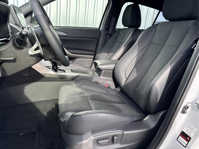 Mitsubishi / Eclipse Cross / Wei&szlig; / / / 