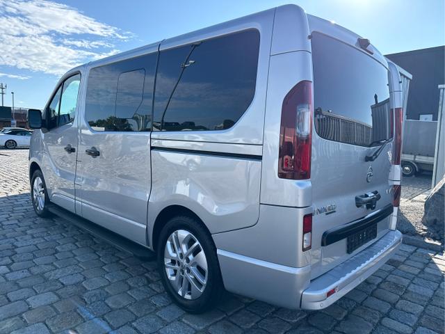 Opel / Vivaro Kasten / Grau / / / 
