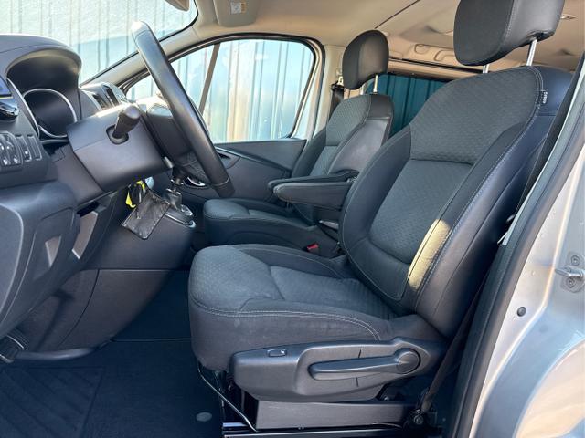 Opel / Vivaro Kasten / Grau / / / 