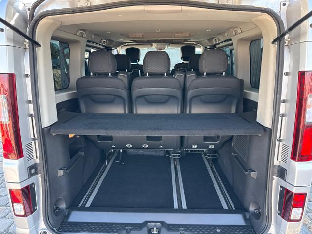 Opel / Vivaro Kasten / Grau / / / 