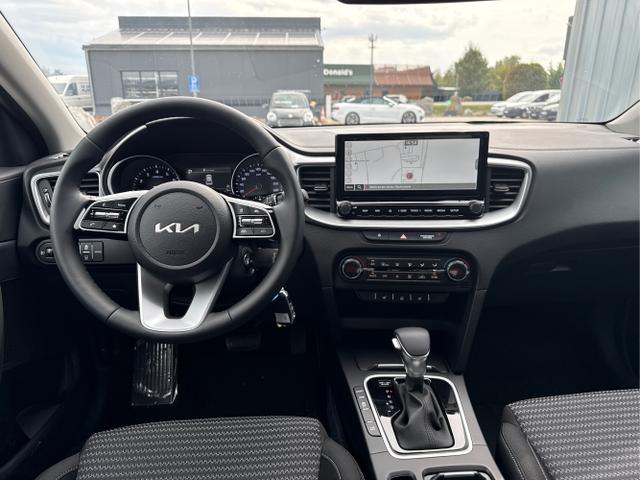 Kia / XCeed / Blau / / / STYLE MY26 1.6 T-GDI 150 PS -7DCT-Navi-SHZ-beheizbares Lenkrad-Klimaautomatik 2Zonen-LED-Kamera-PDC-16Alu-Sofort, Beispielbilder, ggf. teilweise mit Sonderausstattung