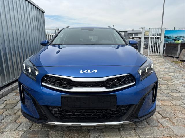 Kia / XCeed / Blau / / / STYLE MY26 1.6 T-GDI 150 PS -7DCT-Navi-SHZ-beheizbares Lenkrad-Klimaautomatik 2Zonen-LED-Kamera-PDC-16Alu-Sofort, Beispielbilder, ggf. teilweise mit Sonderausstattung