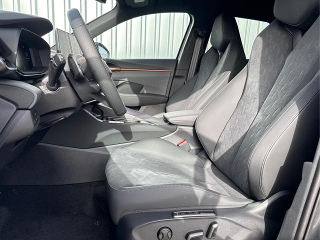 Cupra / Terramar / Grau / / / 