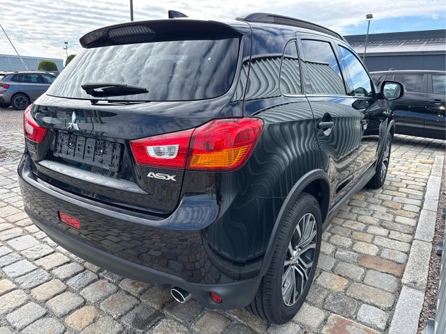 Mitsubishi / ASX / Schwarz / / / 