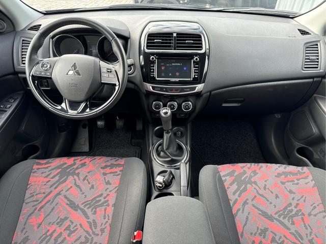 Mitsubishi / ASX / Schwarz / / / 