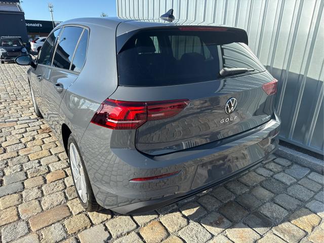Volkswagen / Golf / Grau / / / VIII PRIME 1.5 TSI eHybrid PHEV 150 KW-Sportsitze-Park Assist-R&uuml;ckfahrkamera-3 Zonen Climatronic-Wireless App Connect-Sofort, Beispielbilder, ggf. teilweise mit Sonderausstattung