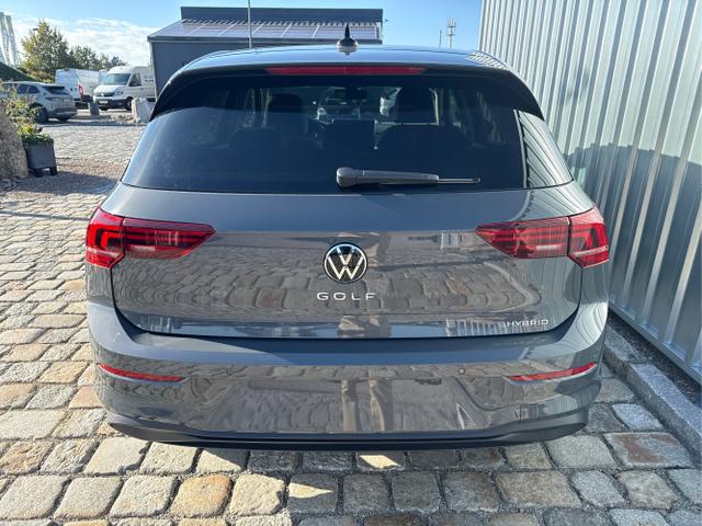 Volkswagen / Golf / Grau / / / VIII PRIME 1.5 TSI eHybrid PHEV 150 KW-Sportsitze-Park Assist-R&uuml;ckfahrkamera-3 Zonen Climatronic-Wireless App Connect-Sofort, Beispielbilder, ggf. teilweise mit Sonderausstattung
