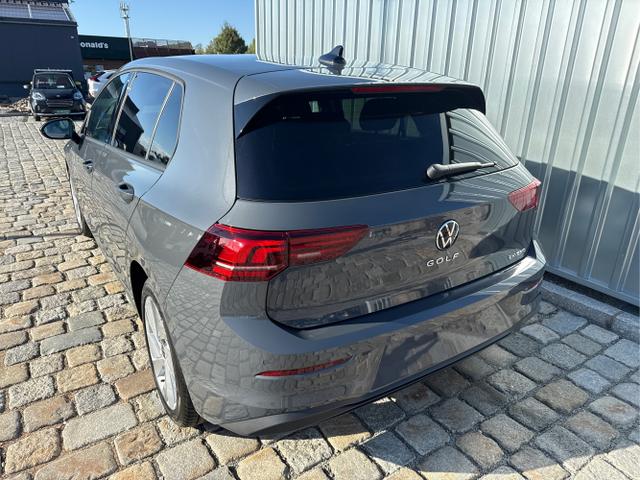 Volkswagen / Golf / Grau / / / VIII PRIME 1.5 TSI eHybrid PHEV 150 KW-Park Assist-R&uuml;ckfahrkamera-3 Zonen Climatronic-Wireless App Connect-Sofort, Beispielbilder, ggf. teilweise mit Sonderausstattung