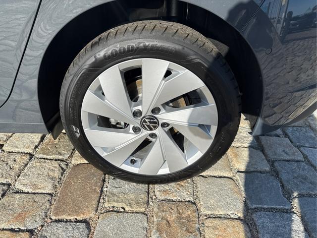 Volkswagen / Golf / Grau / / / VIII PRIME 1.5 TSI eHybrid PHEV 150 KW-Park Assist-R&uuml;ckfahrkamera-3 Zonen Climatronic-Wireless App Connect-Sofort, Beispielbilder, ggf. teilweise mit Sonderausstattung