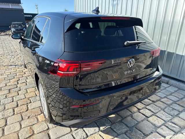 Volkswagen / Golf / Schwarz / / / VIII PRIME 1.5 TSI eHybrid PHEV 150 KW-Park Assist-R&uuml;ckfahrkamera-3 Zonen Climatronic-Wireless App Connect-Sofort, Beispielbilder, ggf. teilweise mit Sonderausstattung