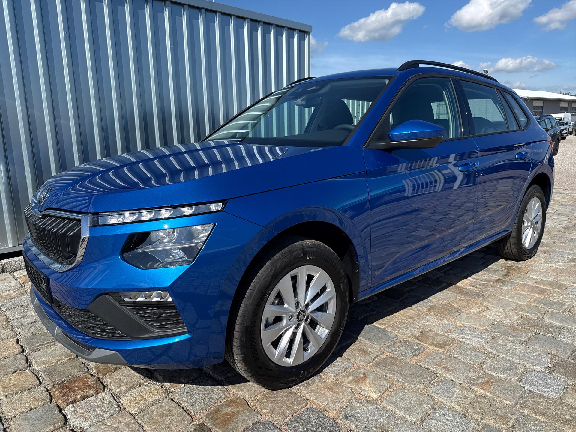 Skoda / Kamiq / Blau /  /  / 