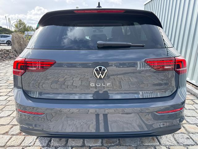 Volkswagen / Golf / Grau / / / 