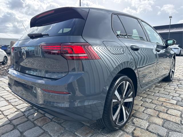 Volkswagen / Golf / Grau / / / 