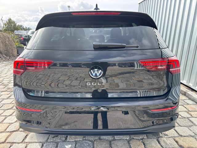 Volkswagen / Golf / Schwarz / / / 
