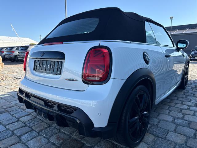 Mini / Cabrio / Wei&szlig; / / / 