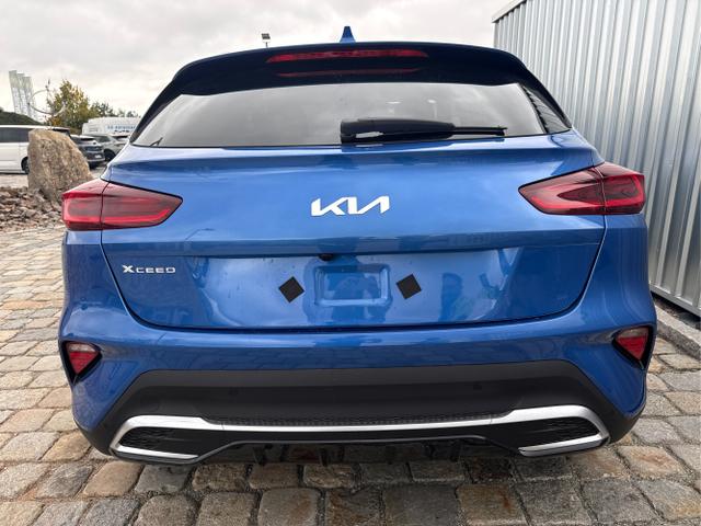 Kia / XCeed / Blau / / / , Beispielbilder, ggf. teilweise mit Sonderausstattung