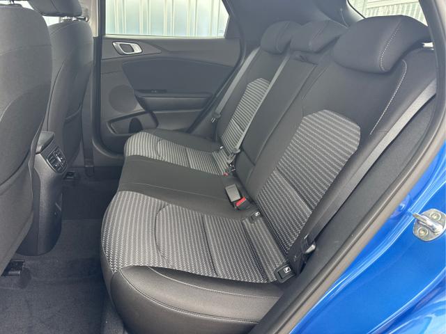 Kia / XCeed / Blau / / / , Beispielbilder, ggf. teilweise mit Sonderausstattung