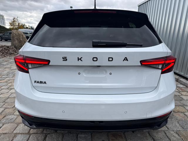 Skoda / Fabia / Wei&szlig; / / / 