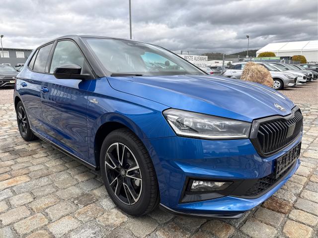 Skoda / Fabia / Blau / / / 