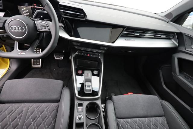 Audi S3 Limousine 310 Matrix Nav+ PanoD 19Z BlackP 