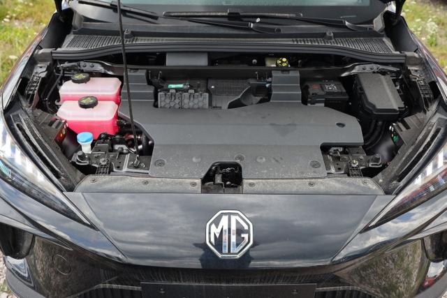 MG MG4 Comfort 4 64kWh LED ACC Klima PDC AppCo 17Z 
