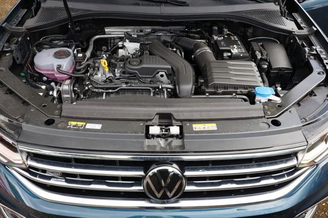 Volkswagen Tiguan R-Line 1.5 TSI 150 DSG IQ.Light PanoD 