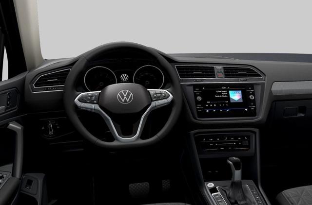 Volkswagen Tiguan LIFE 1.5 TSI 150 DSG LED R2D ACC Kam SHZ 