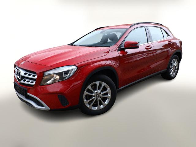 Mercedes-Benz GLA - Style 200 DCT Klimaaut. Temp 17