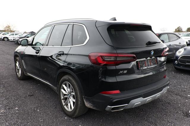 BMW X5 xDrive 40i 333 Steptr. X-Line Laser Pano HUD 