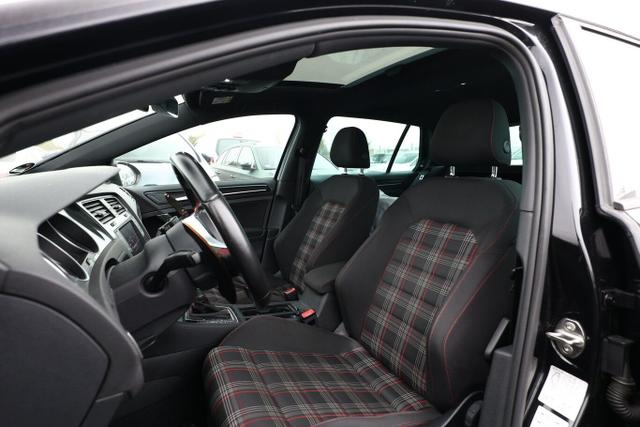 Volkswagen Golf GTI VII 2.0 TSI 220 DSG Nav Pano ACC LaneAs 