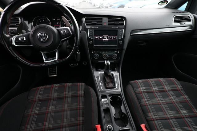 Volkswagen Golf GTI VII 2.0 TSI 220 DSG Nav Pano ACC LaneAs 
