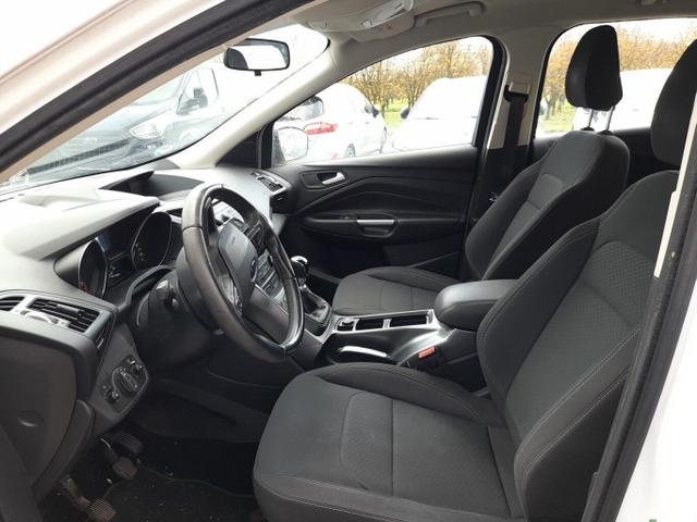 Ford Kuga Trend 1.5 EB 120 SHZ Tempomat Klima LM17Z 