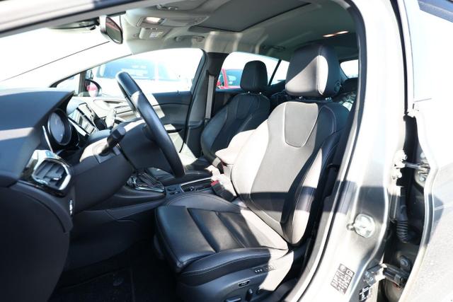 Opel Astra Ambiente K 1.6 SIDI 200 Aut. Leder ACC LED OPC Pano 