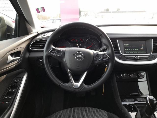 Opel Grandland Turbo X 1.2 130 Aut Edition LED PDC BT 