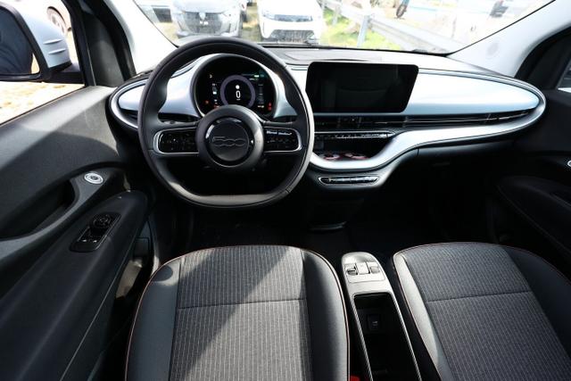 Fiat 500e 3+1 42kWh 118 Icon Nav Klima Temp DigCo 16Z BT 