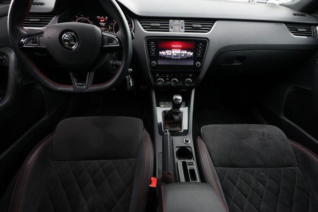 Skoda Octavia Combi RS 2.0 TSI 245 LED Nav PDC SmartLi 