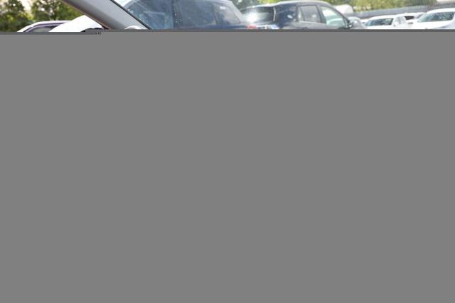 Mercedes-Benz C-Klasse C 180 Aut. LED Nav ParkAs Kam SHZ Temp AppCo 17 