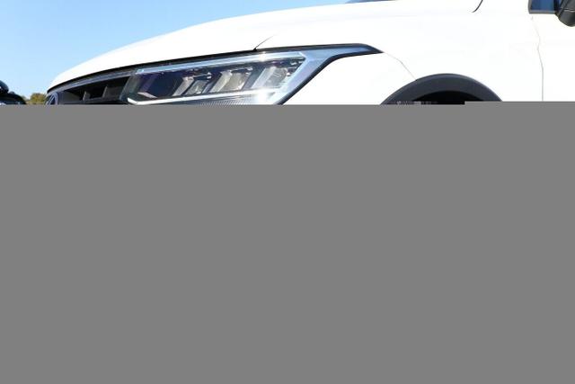 Volkswagen Tiguan LIFE 1.5 TSI 150 DSG LED R2D 17Z ACC AppC 