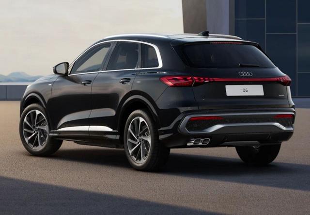 Audi Q5 S line TDI 204 neues Modell Tech 20Z Pano Kam 