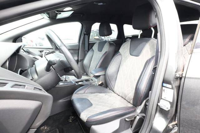 Ford Focus Turnier 1.5 EB 182 ST-Line Nav PDC SHZ 